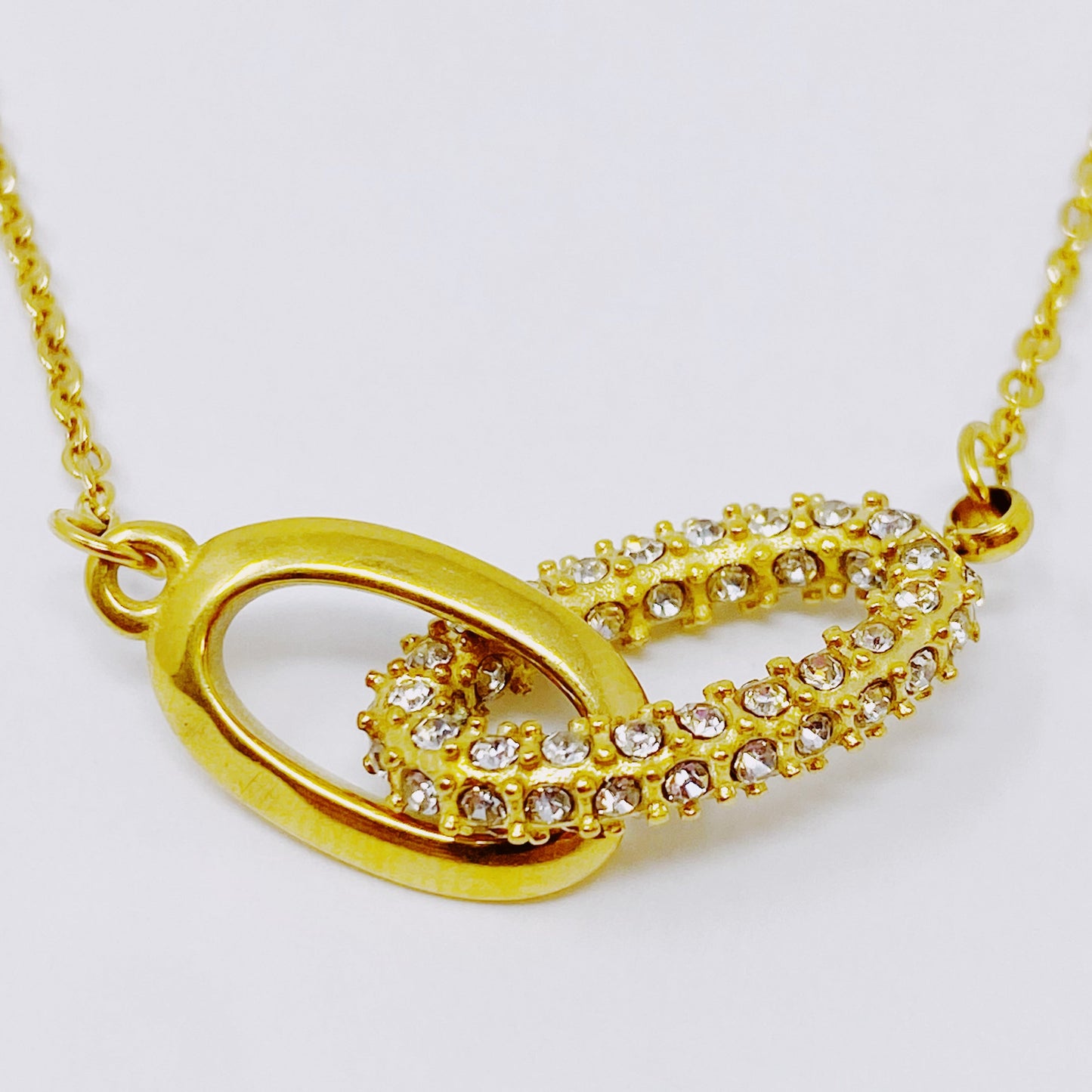 Everly Together Linked Gold Necklace Charming